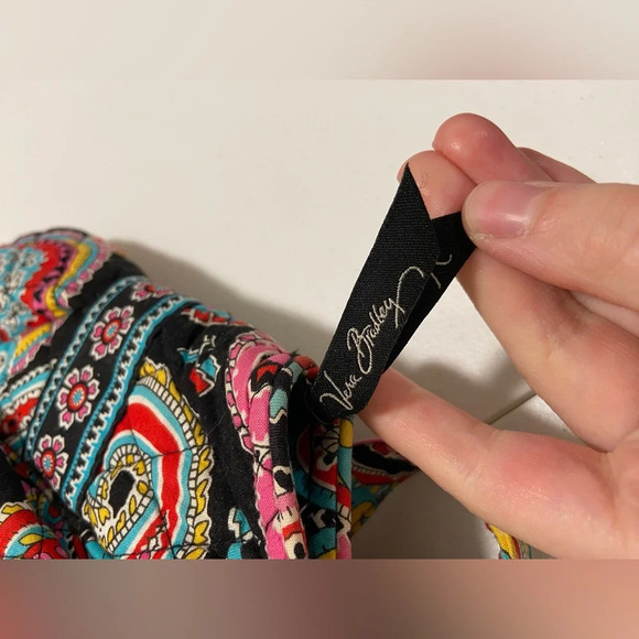 SOLD! Vera Bradley paisley multicolored shoulder purse - Picture 8 of 8